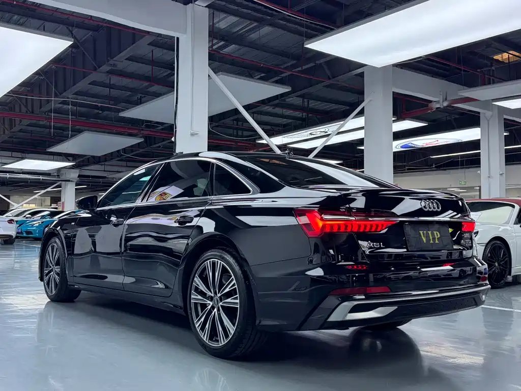 Audi A6L 2023 — фото 15