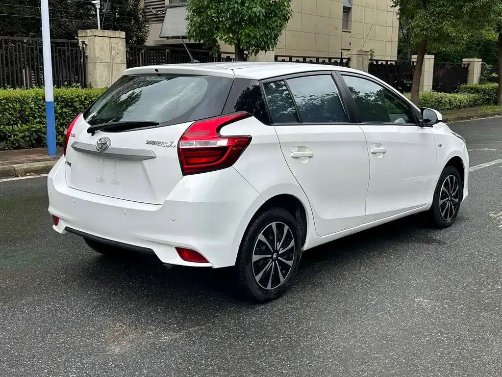 Toyota Yaris L 2019
