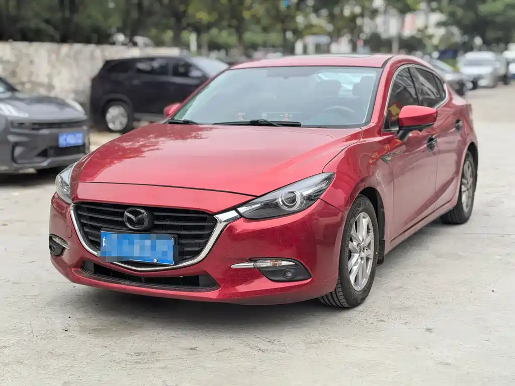 Mazda 3 Axela 2018 — фото 1