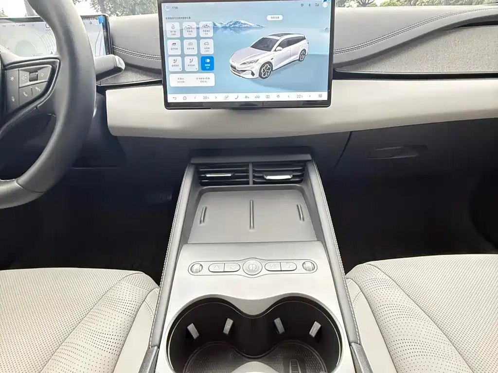 BYD Seal 06 DM-i Wagon 2025 — фото 9