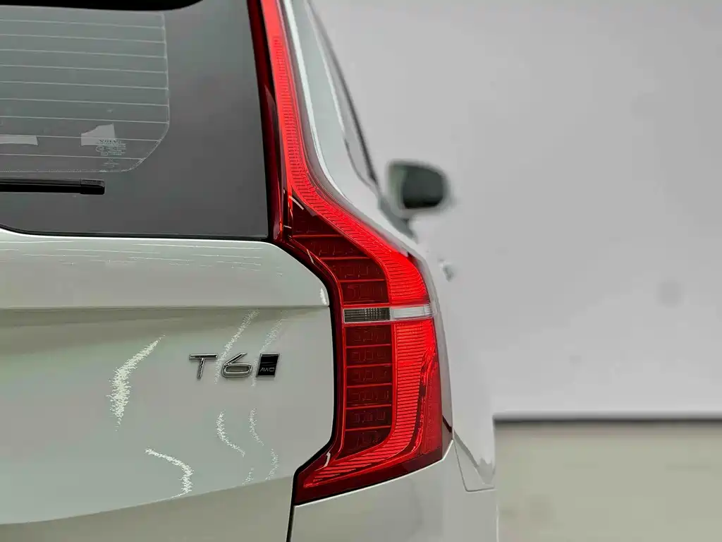 Volvo XC90 2016 — фото 3