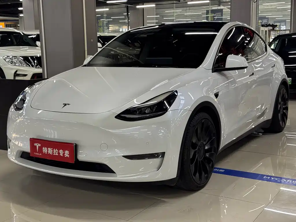 Tesla Model Y 2022 — фото 1