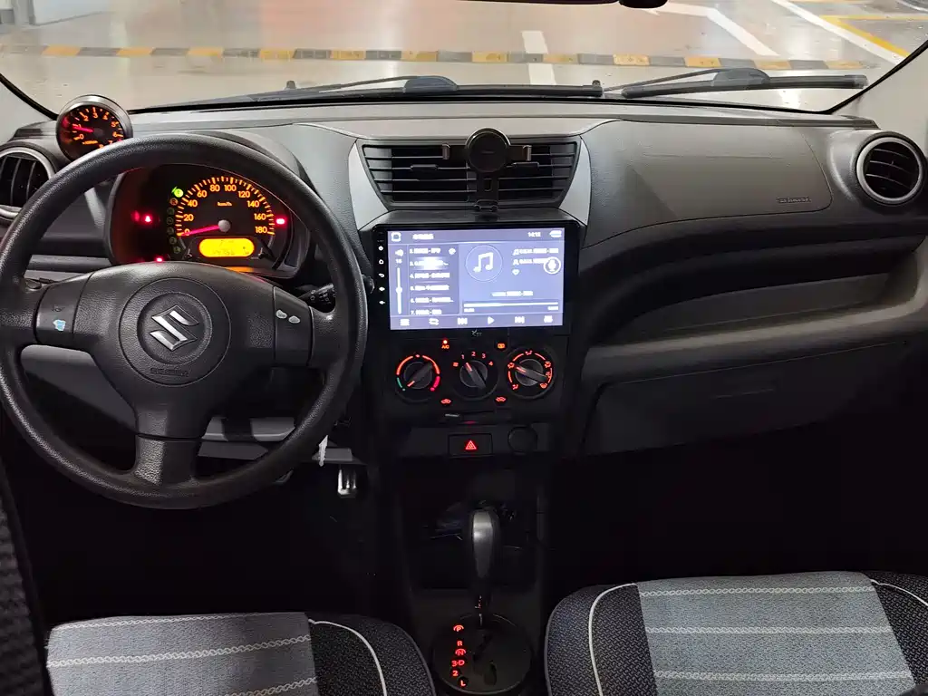 Suzuki Alto 2015 — фото 6
