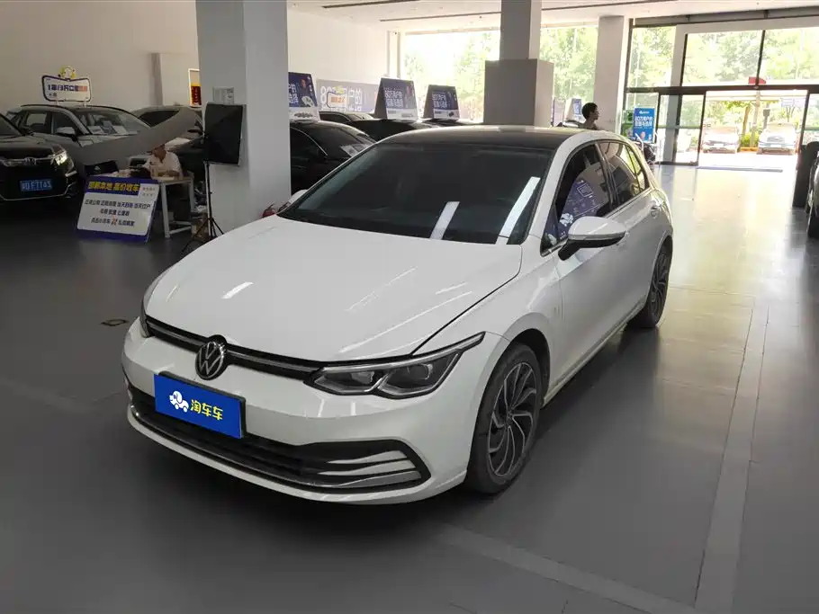 Volkswagen Golf 2022