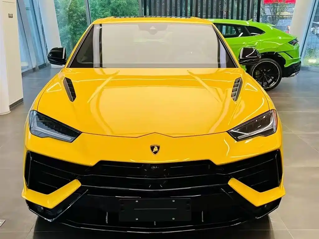 Lamborghini Urus 2023