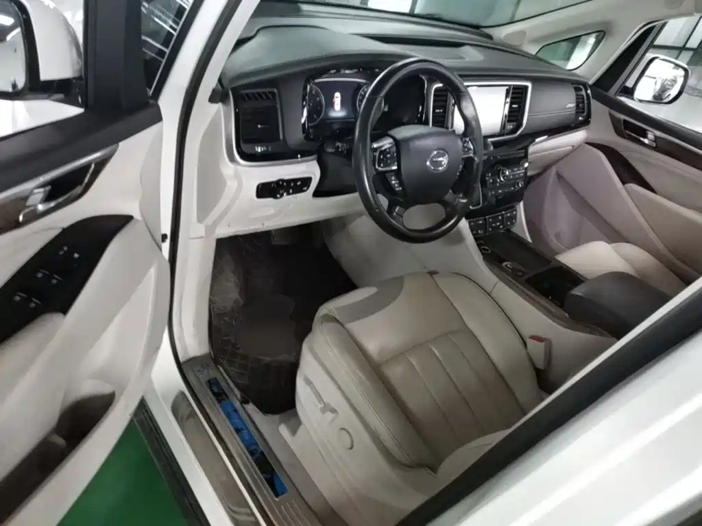GAC Motor Trumpchi M8 2019 — фото 16