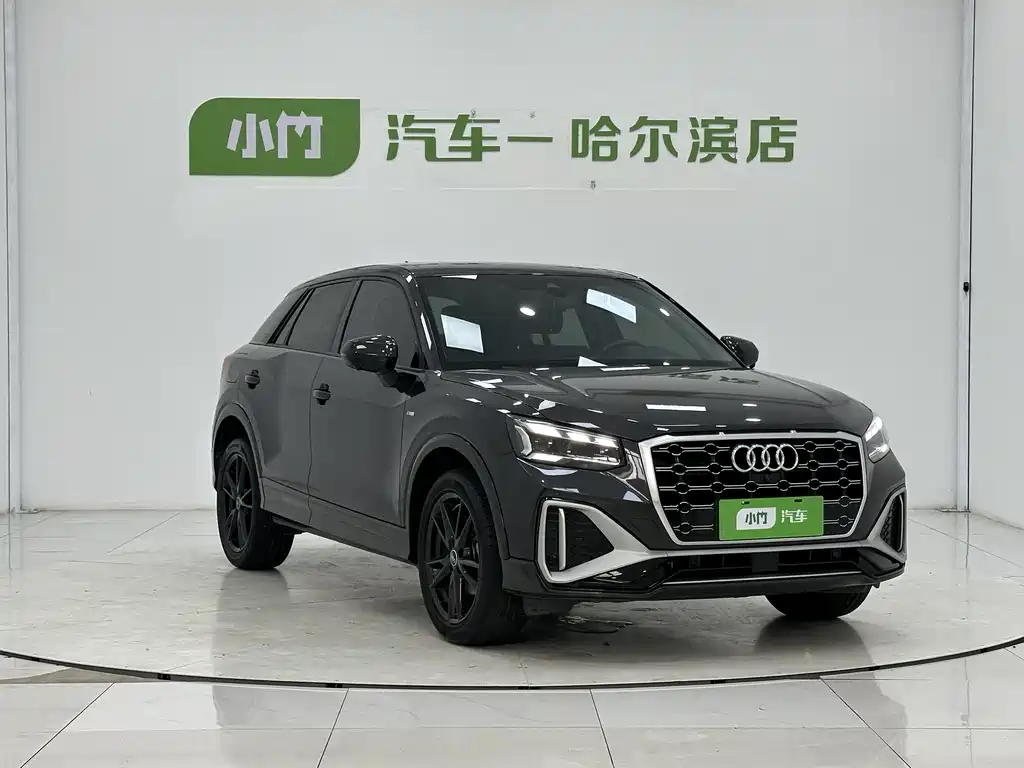 Audi Q2L 2022