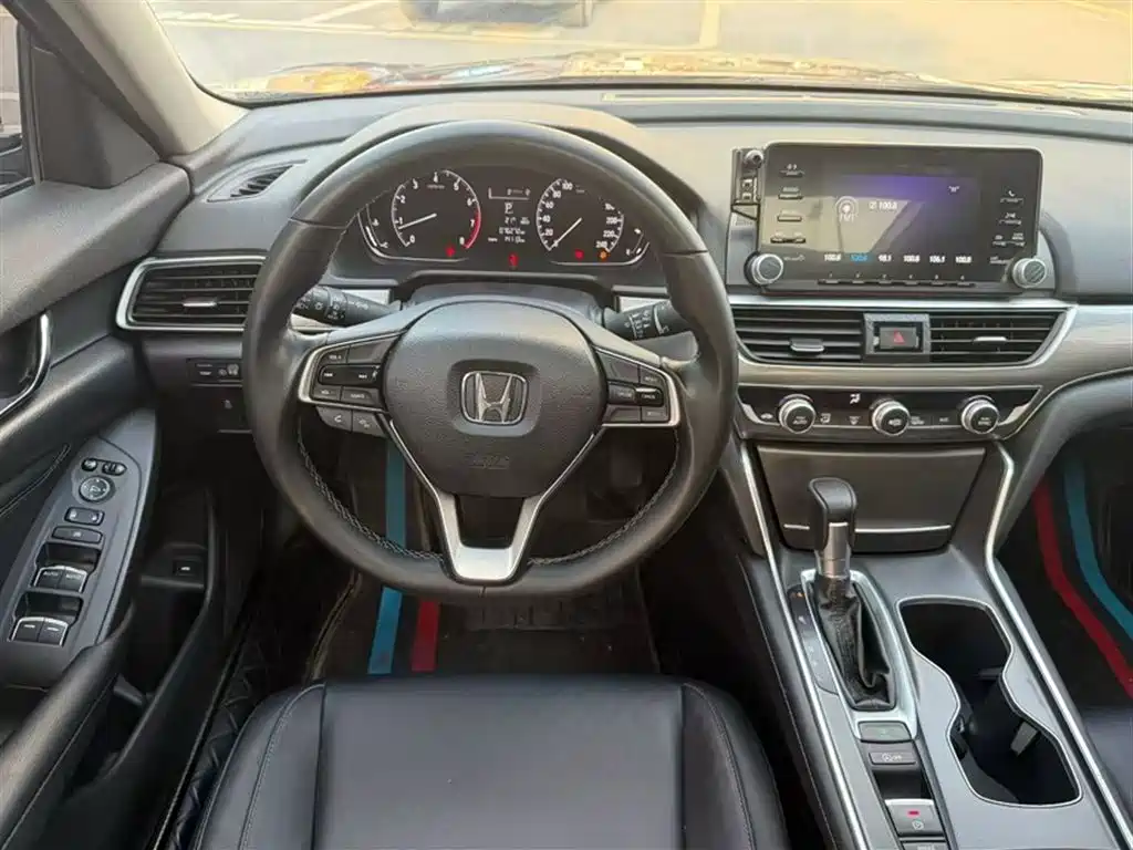 Honda Accord 2021 — фото 12
