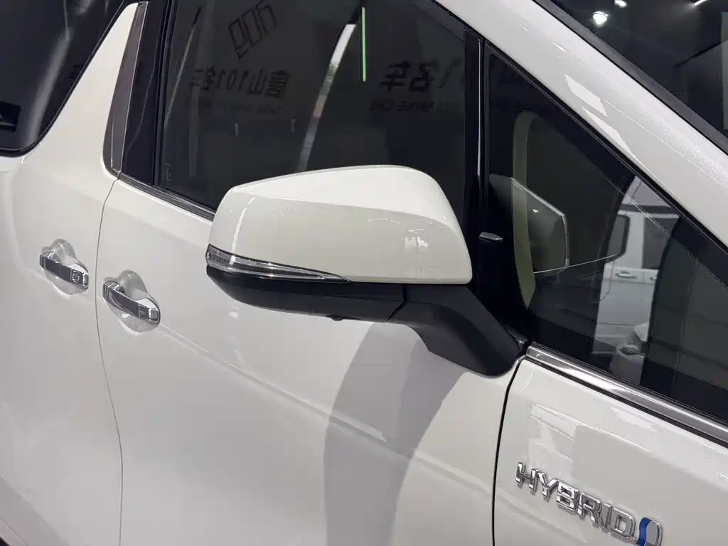 Toyota Vellfire 2022 — фото 5