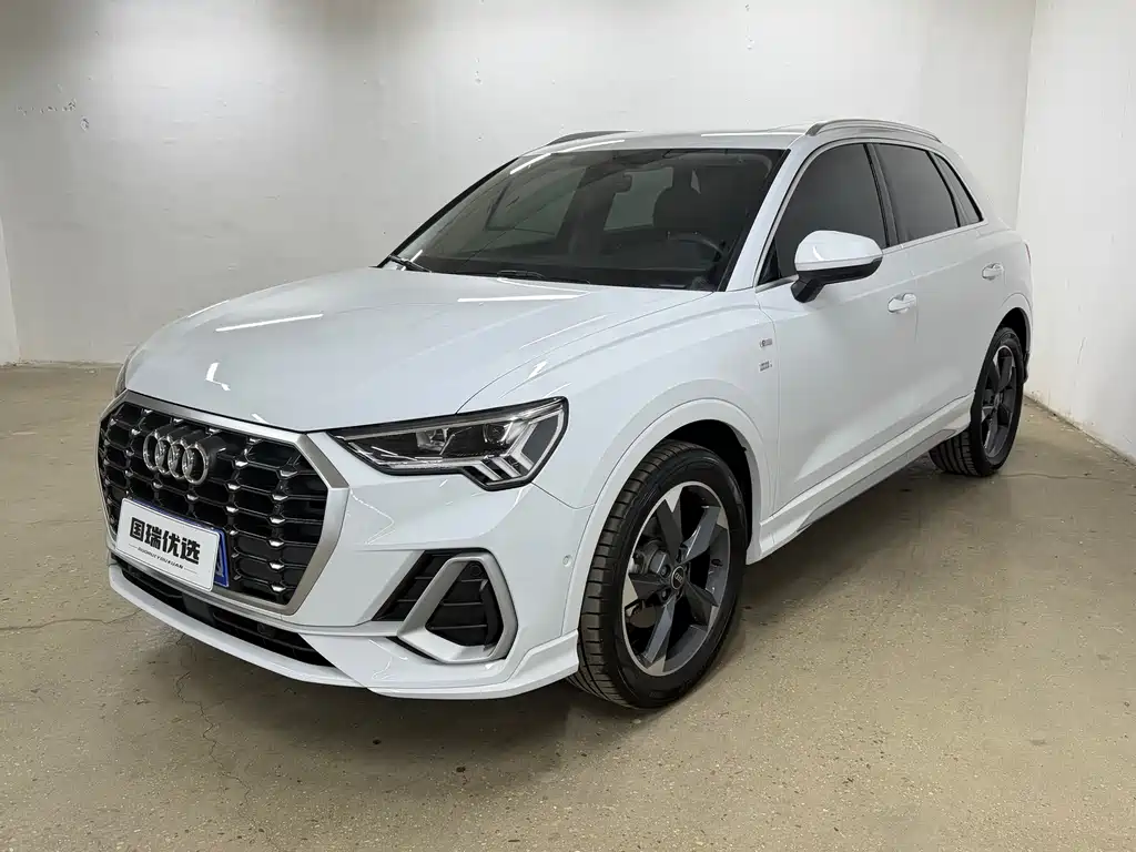 Audi Q3 2022