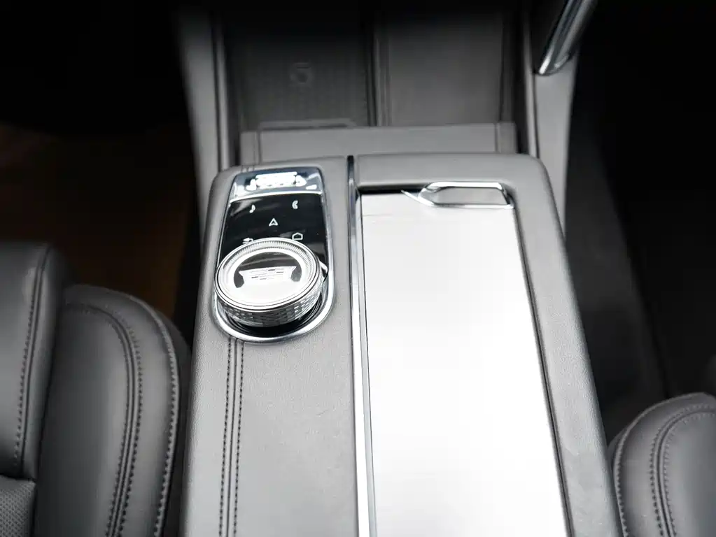 Cadillac CT6 2024 — фото 14