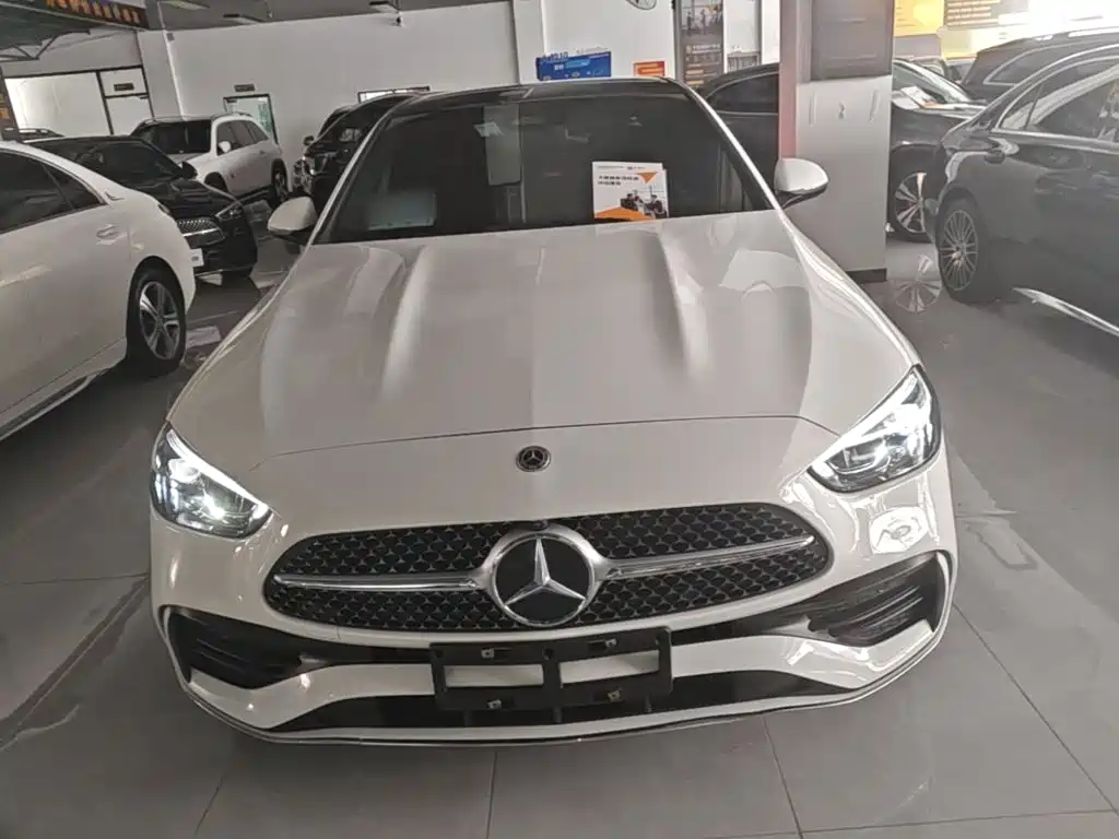 Mercedes-Benz C-Class 2025