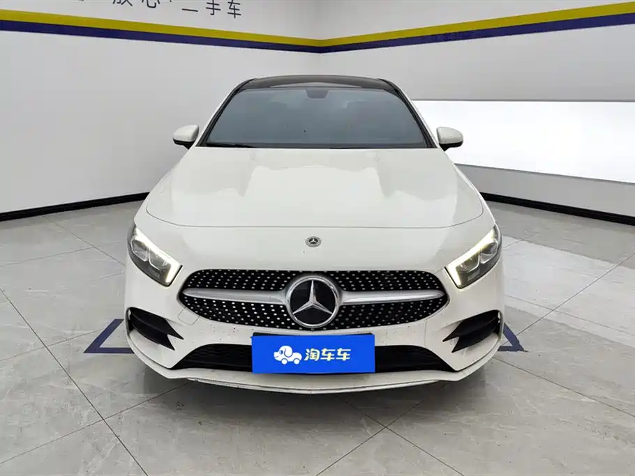 Mercedes-Benz A-Class 2022 — фото 2