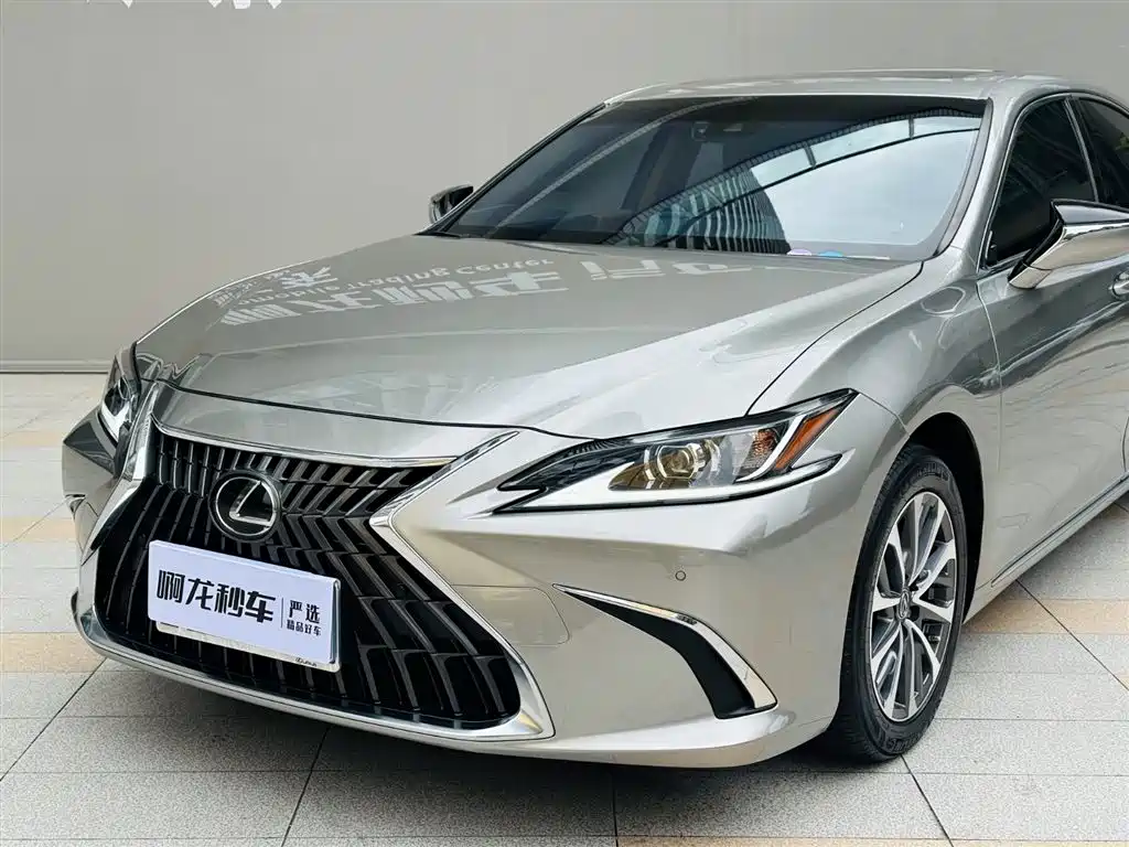 Lexus ES 2024 — фото 16