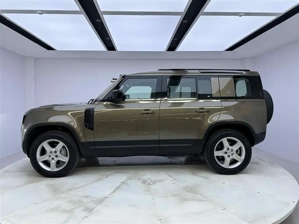 Land Rover Defender 2020 — фото 8