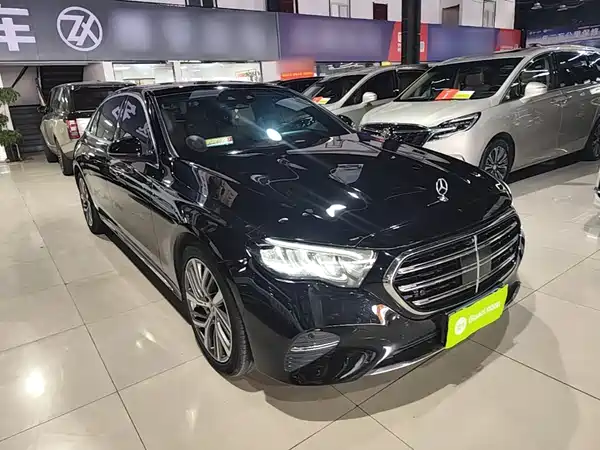 Mercedes-Benz E-Class 2024