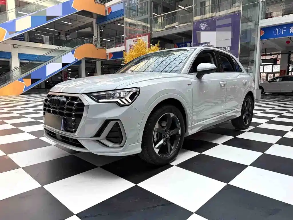 Audi Q3 2022