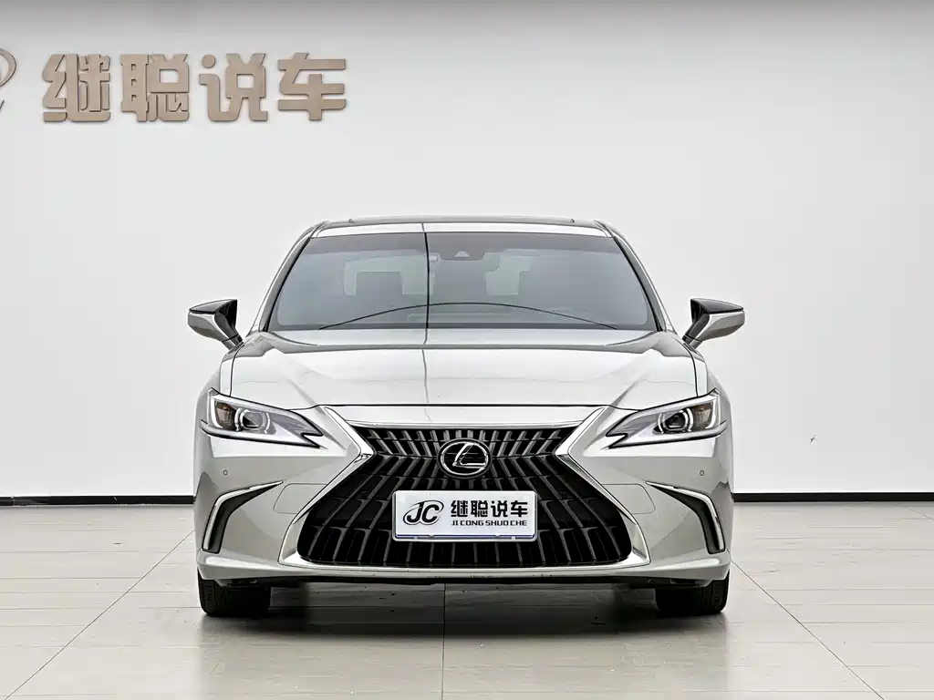Lexus ES 2022 — фото 2