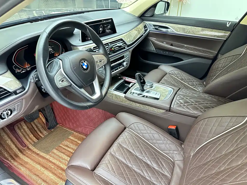 BMW 7 Series 2022 — фото 13