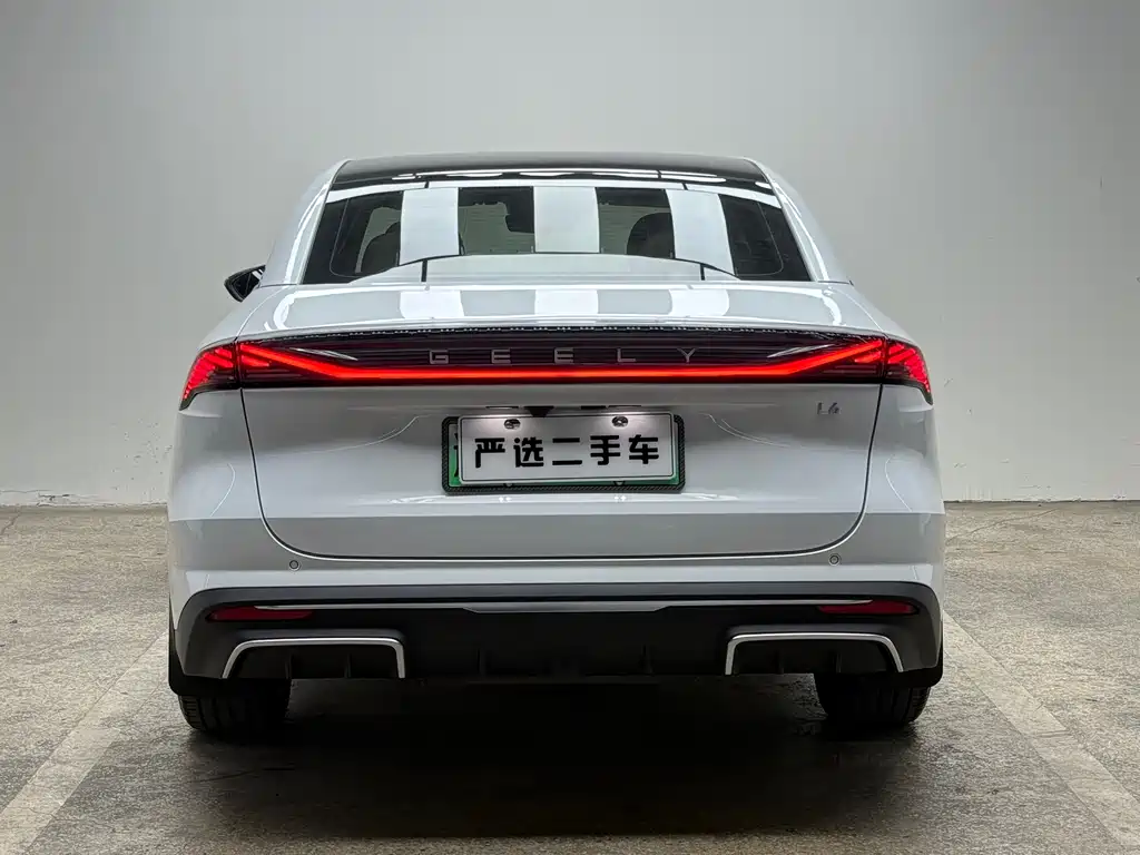 Geely Galaxy L6 2024 — фото 16