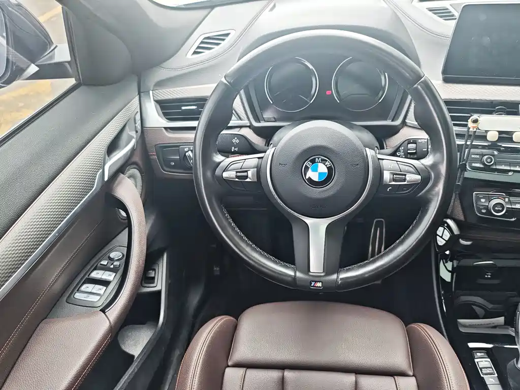 BMW X2 2022 — фото 17