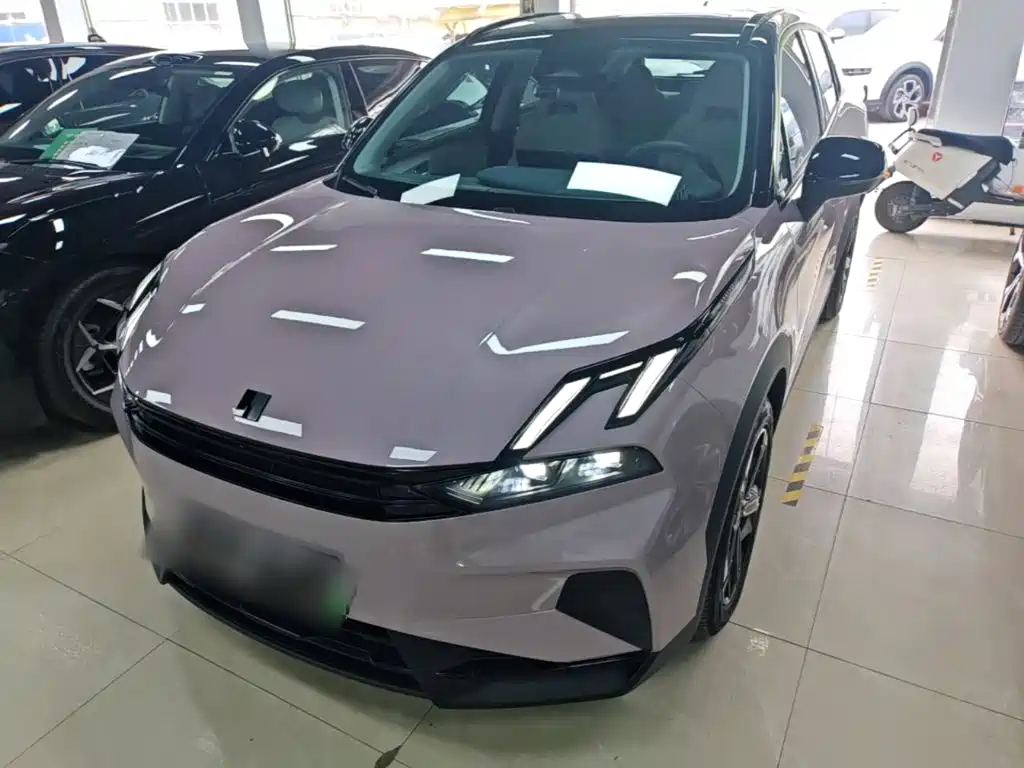 Lynk & Co 06 EM-P 2024