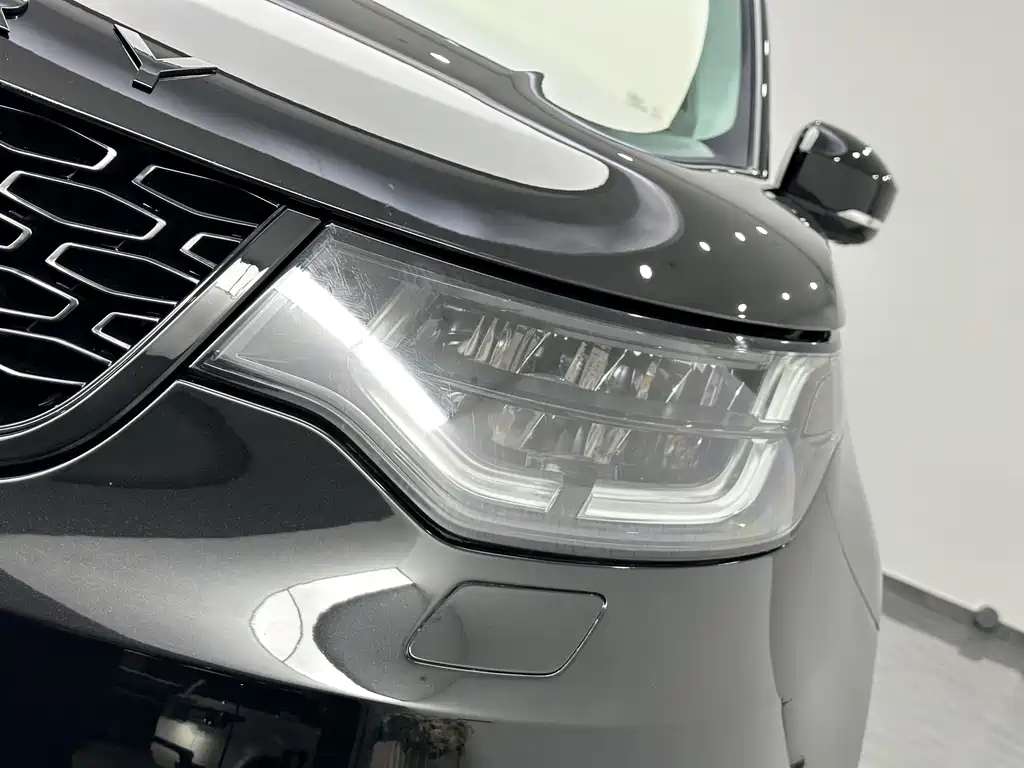 Land Rover Discovery 2017 — фото 17