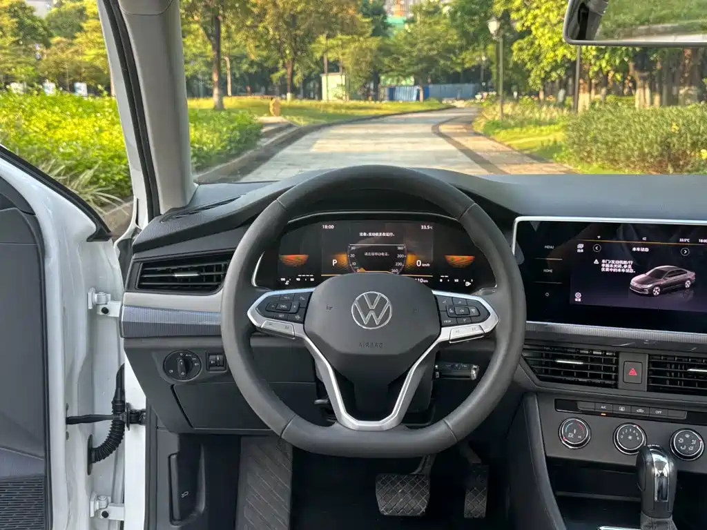 Volkswagen Bora 2024