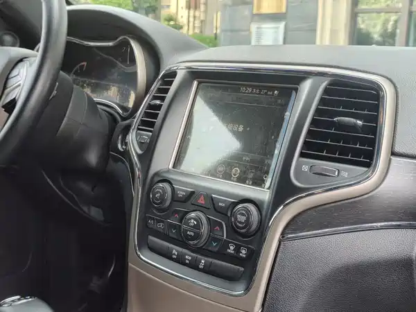 Jeep Grand Cherokee 2015