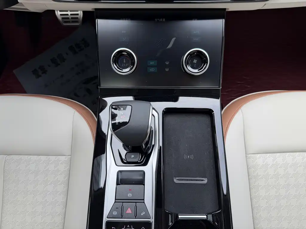 Jetour X70 C-DM 2025 — фото 19