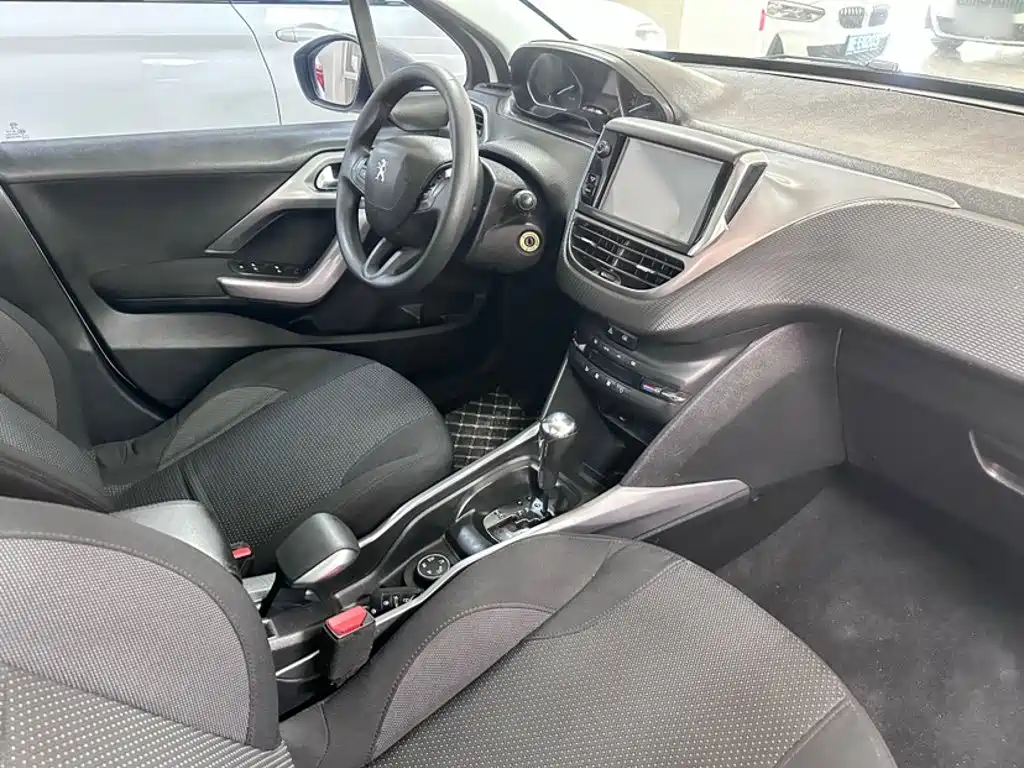 Peugeot 2008 2016
