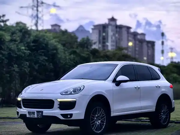 Porsche Cayenne 2015