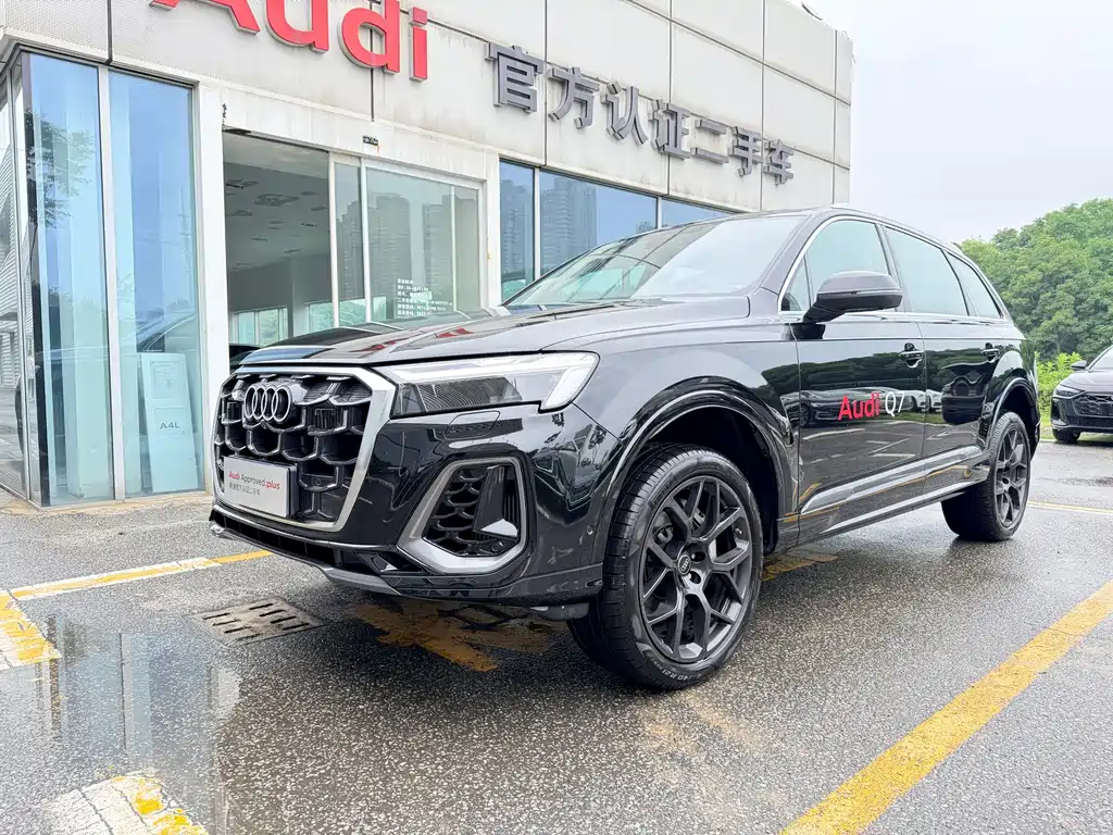Audi Q7 2025