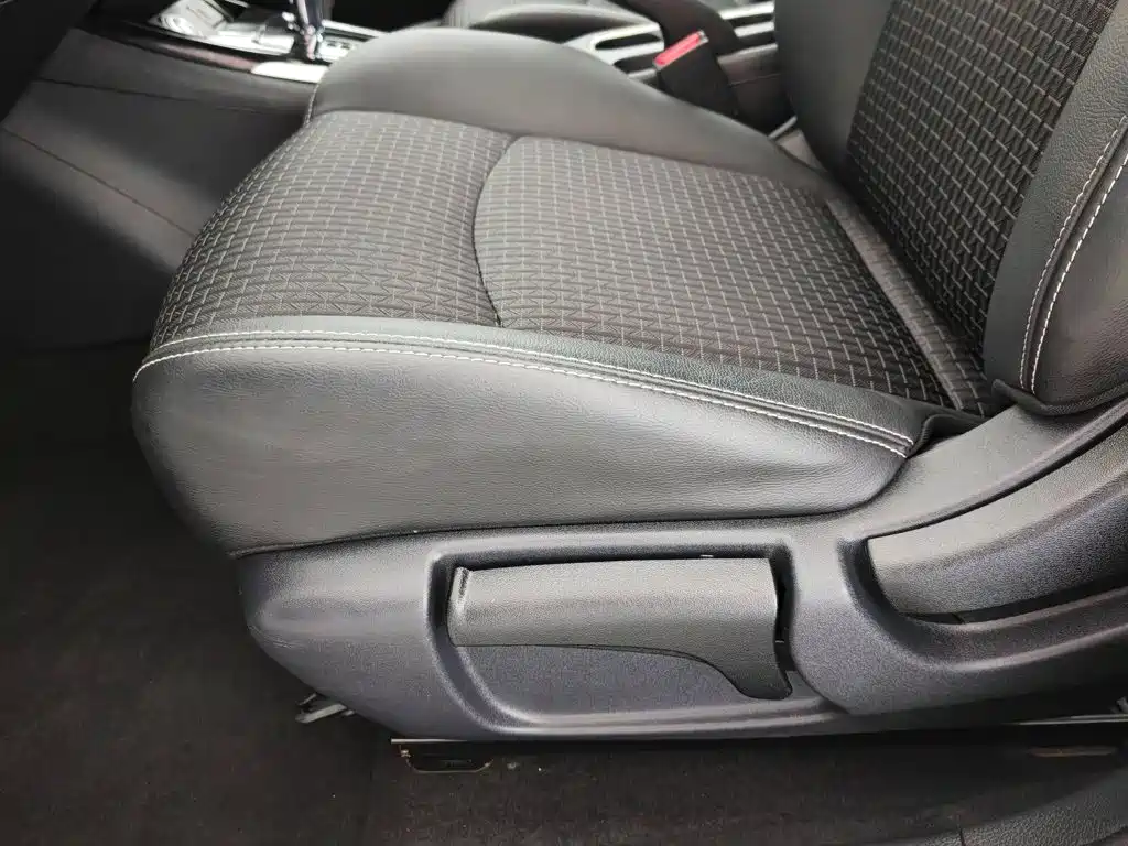 Nissan Tiida 2019 — фото 20