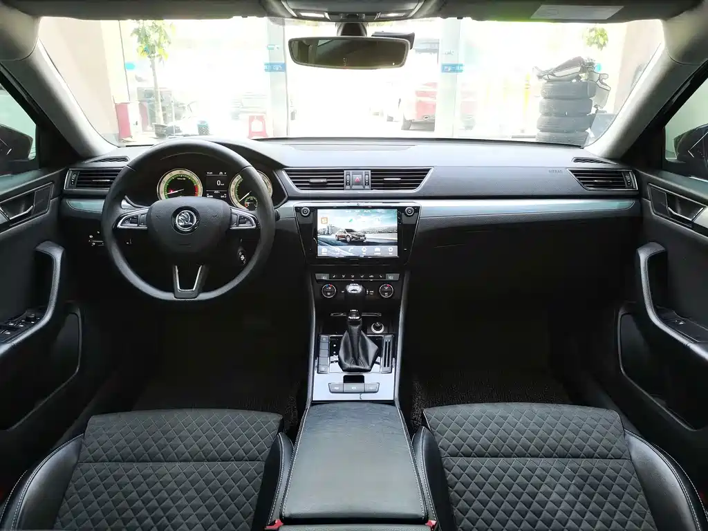 Skoda Speedy 2017 — фото 15