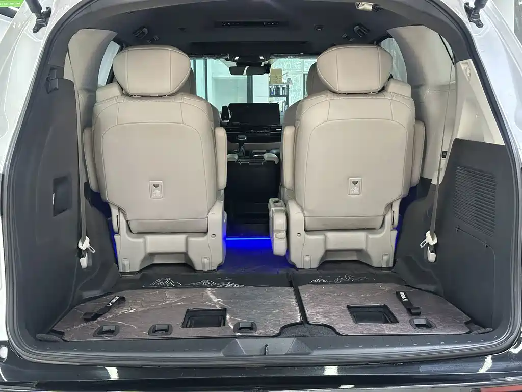 Toyota Sienna 2025 — фото 18