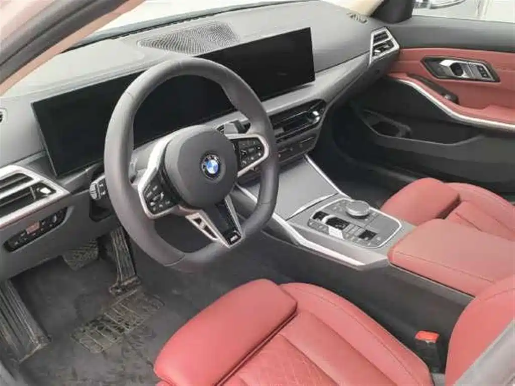 BMW 3 Series 2025 — фото 9
