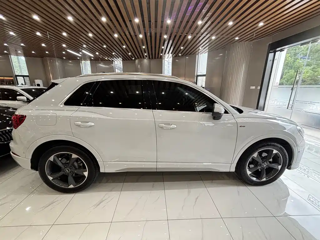 Audi Q3 2022
