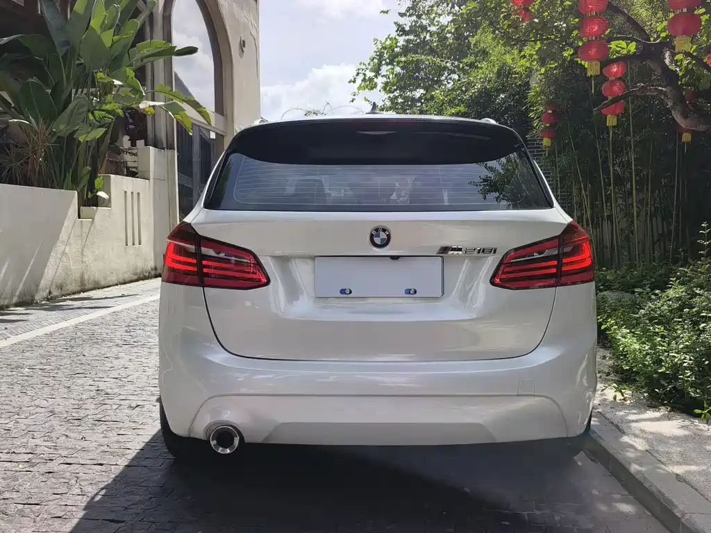 BMW 2 Series Active Tourer 2019 — фото 4