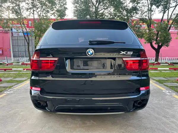 BMW X5 2011