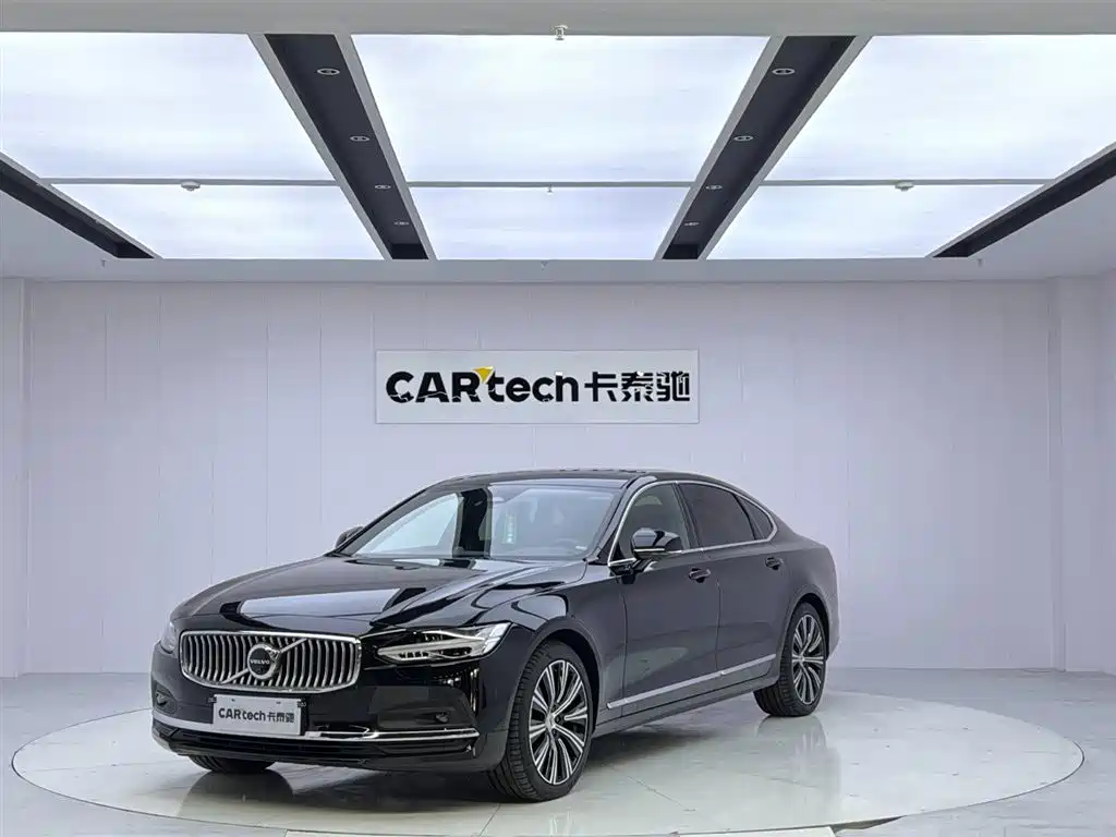 Volvo S90 2024 — фото 1