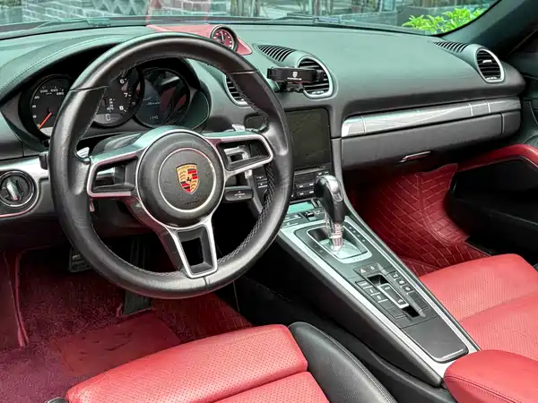 Porsche 718 2019
