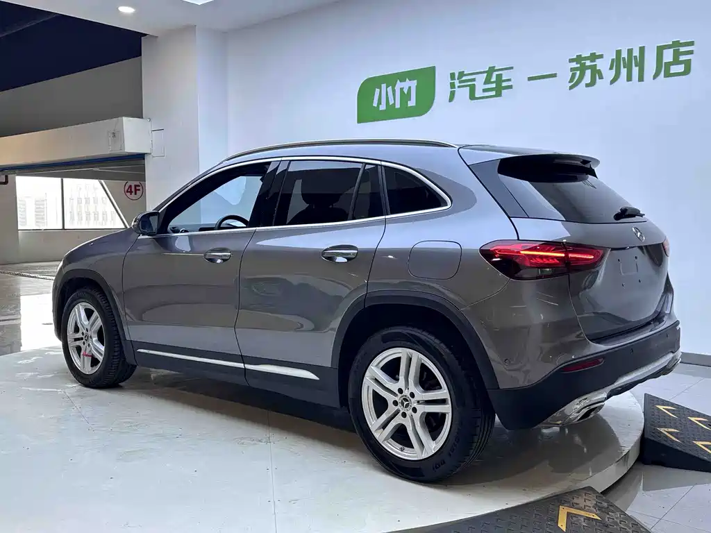 Mercedes-Benz GLA 2021