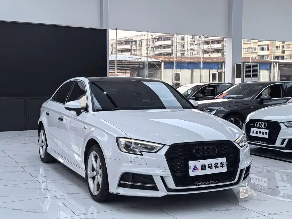 Audi A3 2018 — фото 3