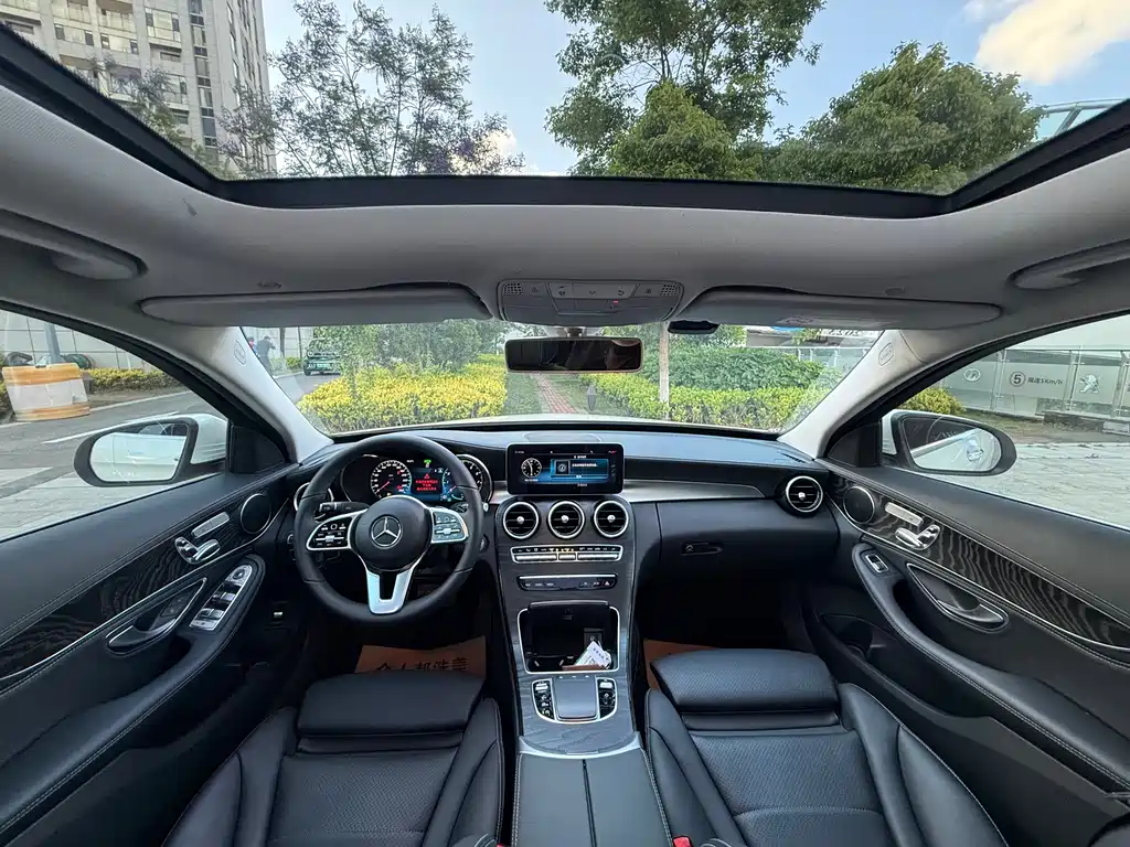 Mercedes-Benz C-Class 2019 — фото 5