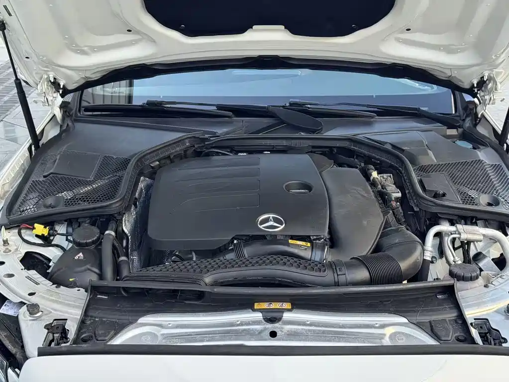 Mercedes-Benz C-Class 2019 — фото 28