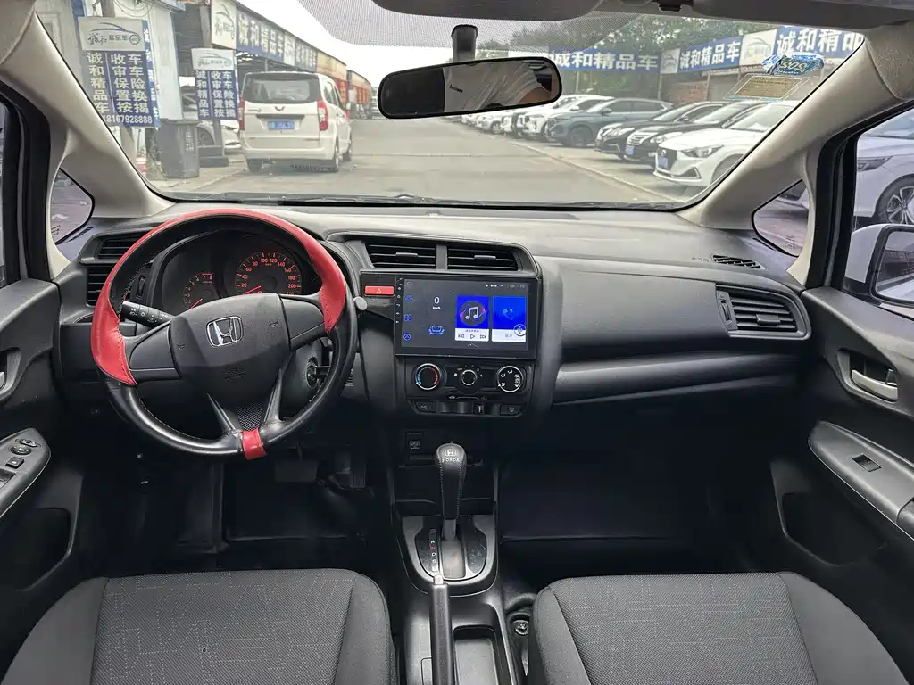 Honda Fit 2016 — фото 4