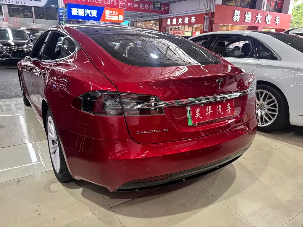 Tesla Model S 2019 — фото 4