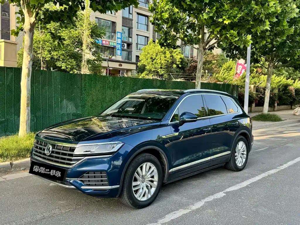 Volkswagen Touareg 2019 — фото 1