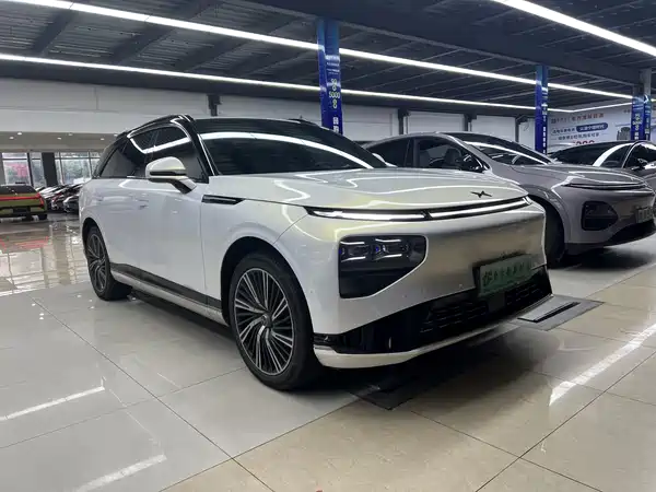 XPeng G9 2025